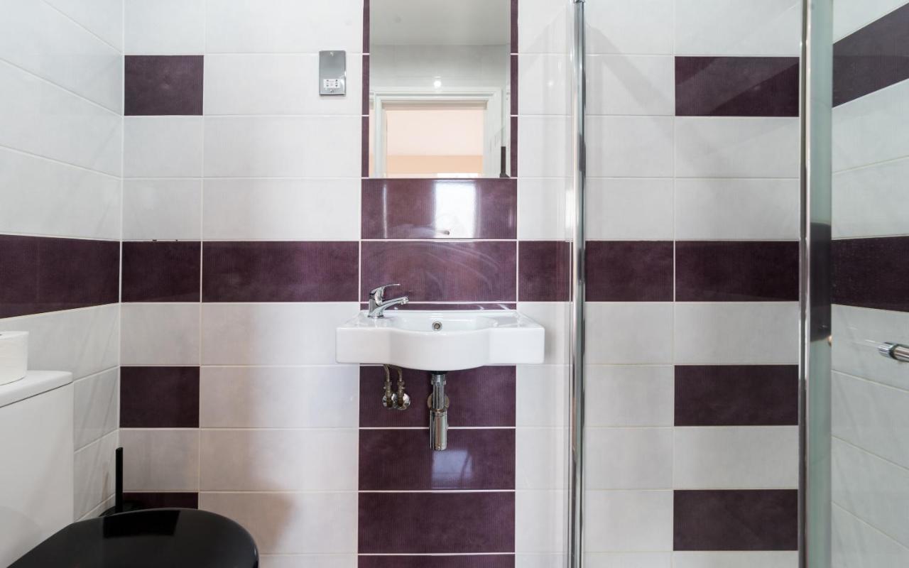 Golden By Saba Hotel 3*
